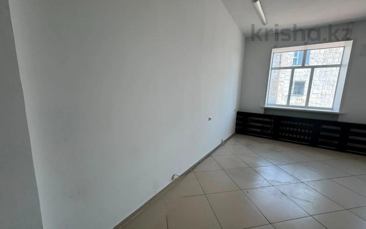 Офисы · 36 м² за 216 000 ₸ в Караганде, Казыбек би р-н — фото 2