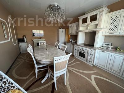 Отдельный дом · 7 комнат · 206.8 м² · 10 сот., 27 Южный переулок 16 за 125 млн 〒 в Экибастузе