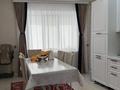 2-бөлмелі пәтер · 63 м² · 5/9 қабат, мкр. Алтын орда, Батыс 2, бағасы: 28 млн ₸ в Актобе — фото 2