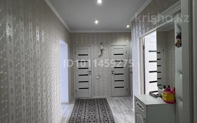2-бөлмелі пәтер · 63 м² · 1/5 қабат, мкр. Алтын орда 338/1, бағасы: 24.5 млн ₸ в Актобе — фото 2