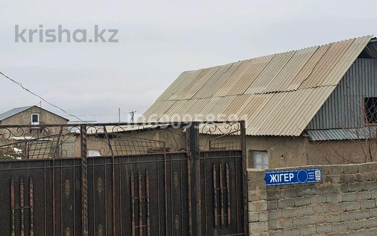 Отдельный дом · 2 комнаты · 100 м² · 8 сот., мкр Достык , Гүлдерай 975/1 за 25 млн ₸ в Шымкенте, Абайский р-н — фото 2