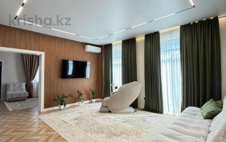 Отдельный дом · 4 комнаты · 170 м² · 6 сот., Хамраева 38 за 150 млн ₸ в  — фото 39