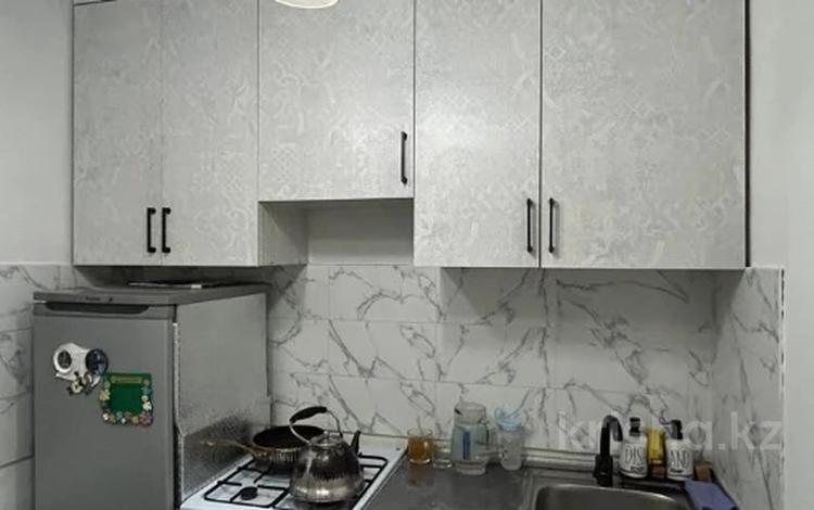 1-бөлмелі пәтер · 34 м² · 2/5 қабат, Айнабұлақ-3 ш/а., бағасы: 27 млн ₸ в Алматы, Жетысуский р-н — фото 2