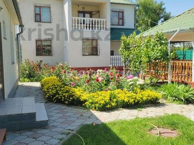 Жеке үй · 7 бөлме · 218 м² · 16 жүзд., Сагындыкова 64, бағасы: 100 млн ₸ в Таразе