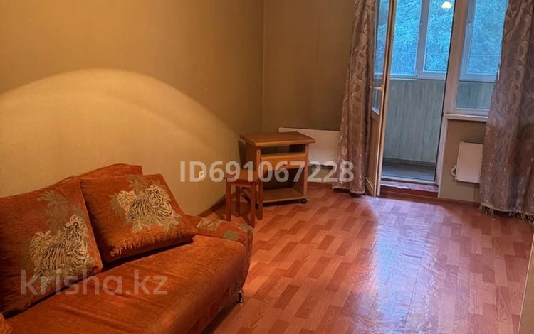 1-комнатная квартира · 40 м² · 2/9 этаж, мкр Аксай-1А — улица Раймбека Момушылы за 180 000 ₸ в Алматы, Ауэзовский р-н — фото 10