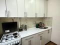 2-комнатная квартира · 44.7 м² · 3/5 этаж, мкр Юго-Восток, Республики за 16 млн ₸ в Караганде, Казыбек би р-н — фото 7