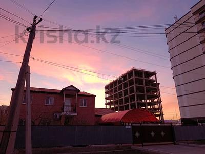 Отдельный дом · 10 комнат · 280 м² · 10 сот., Айтеке-би — Айтеке-би за 500 млн 〒 в Атырау