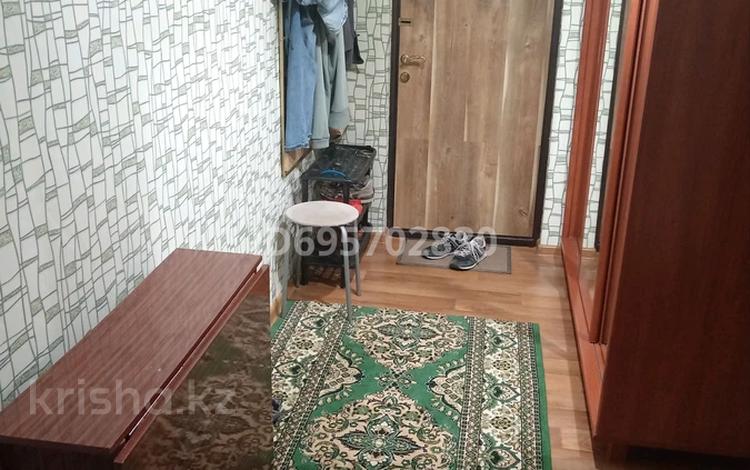 2-бөлмелі пәтер · 51 м² · 2/9 қабат, 4 микрорайон 17, бағасы: 19 млн ₸ в Аксае — фото 2