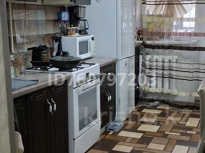 Продажа квартир в Алматы: 2-комнатная квартира · 53.7 м² · 1/5 этаж, мкр Айнабулак-2 за 33 млн 〒 2-комнатная квартира · 53.7 м² · 1/5 этаж, мкр Айнабулак-2 за 33 млн 〒 в Алматы, Жетысуский р-н