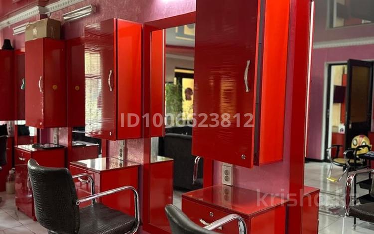 Салоны красоты · 120 м² за 140 млн ₸ в Шымкенте, Абайский р-н — фото 2