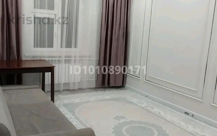 3-комнатная квартира · 68 м² · 4/5 этаж, Толе би 116 — Проспект Толе би и Рысбек батыра за 190 000 〒 в Таразе — фото 2