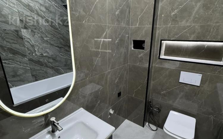 2-комнатная квартира · 83 м² · 6/8 этаж, мкр. Алтын орда 2н за 37 млн ₸ в Актобе — фото 2