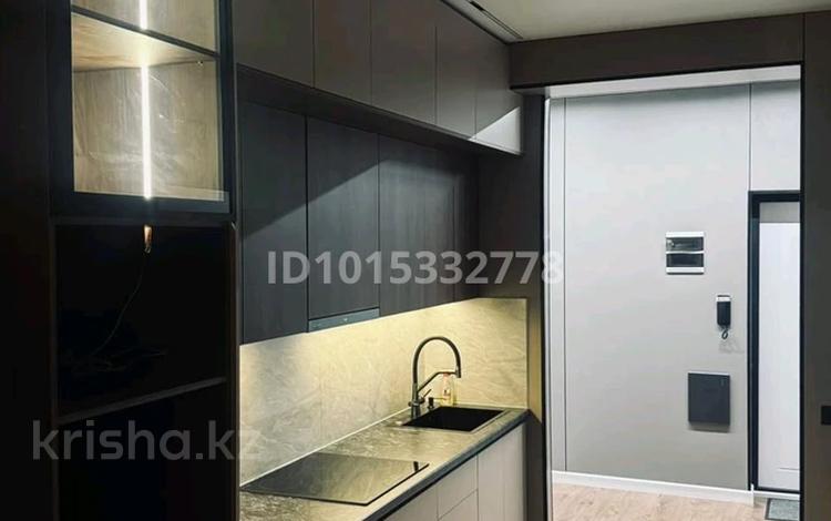 3-комнатная квартира · 65 м² · 3/7 этаж, мкр Томирис, Рыскулова за 350 000 ₸ в Алматы, Алатауский р-н — фото 2