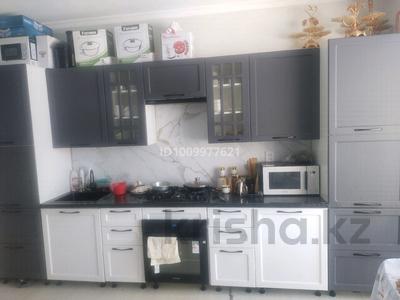 2-комнатная квартира · 79 м² · 2/3 этаж, Бисена Жумагалиева 29 — Старый аэропорт за 27 млн ₸ в Уральске