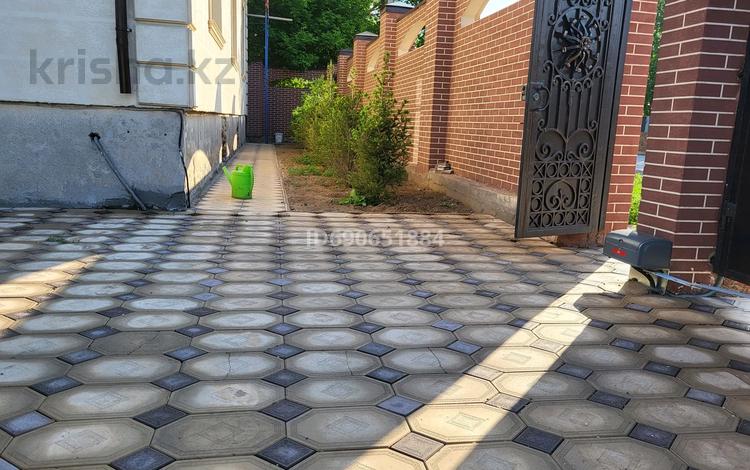 Жеке үй · 7 бөлме · 450 м² · 14 жүзд., Жаңа қала ш/а., Кирпичная 50 — Возле шестнадцатый магазин, бағасы: 198 млн ₸ в Караганде, Казыбек би р-н — фото 2