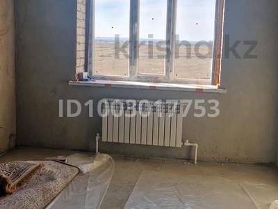 2-бөлмелі пәтер · 72 м² · 3/5 қабат, мкр. Алтын орда, Мкрн Батыс-2 29 — В районе Автоцона сзади, бағасы: 18 млн ₸ в Актобе