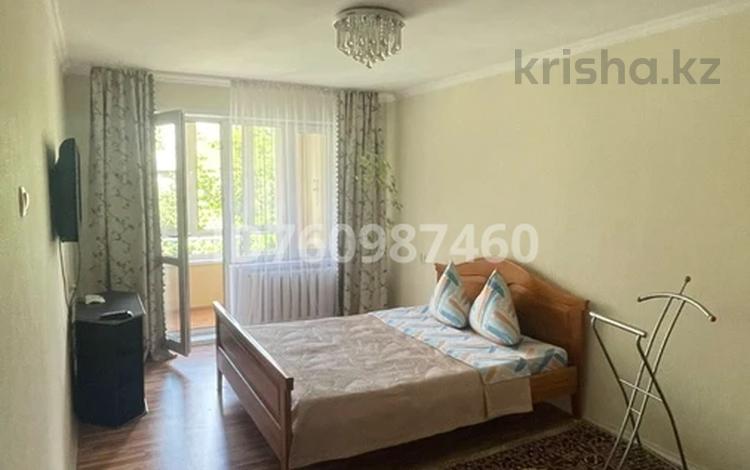 1-комнатная квартира · 32 м² · 4/4 этаж, мкр Коктем-3 302 — Байзакова 302 за 18 000 ₸ в Алматы, Бостандыкский р-н — фото 2