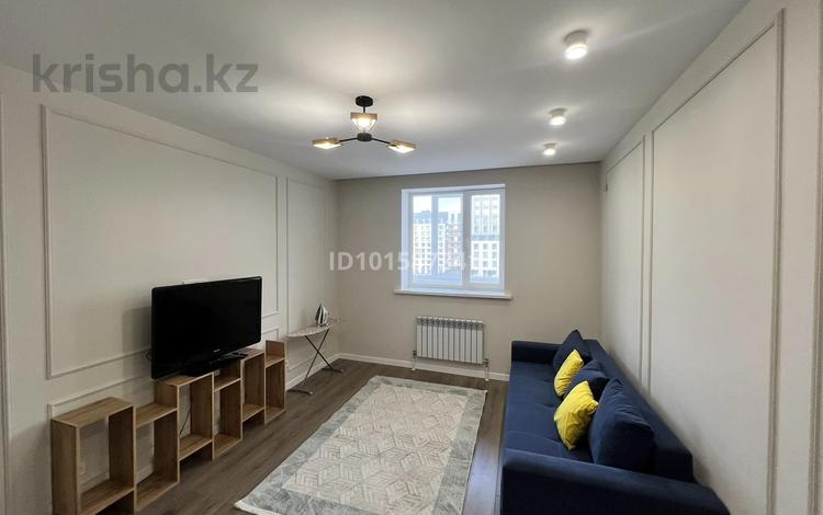 1-комнатная квартира · 42 м², Жубан Молдагалиев 10 за 230 000 ₸ в Астане, Нура р-н — фото 2