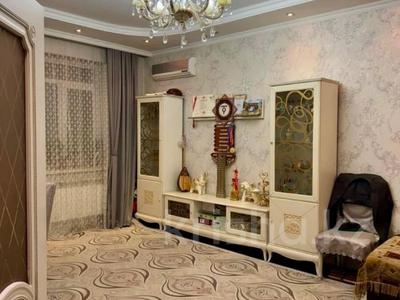 3-бөлмелі пәтер · 100 м² · 13/16 қабат, Абая 150/230, бағасы: 66 млн ₸ в Алматы, Бостандыкский р-н