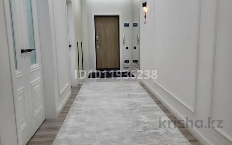 2-комнатная квартира · 80.4 м² · 3/5 этаж, мкр. Алтын орда 7г кор 2 — Тауелсіздік за 41 млн 〒 в Актобе — фото 2
