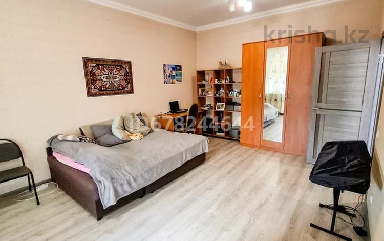 1-комнатная квартира · 42 м² · 8/8 этаж, Гейдара Алиева за 220 000 ₸ в Астане, Есильский р-н — фото 18