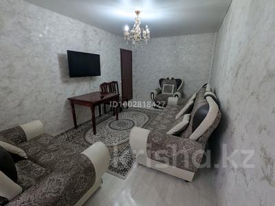 3-комнатная квартира · 62 м² · 1/5 этаж, Майкудук, Майкудук, 16й микрорайон 32 — Майлина за 14.5 млн 〒 в Караганде, Алихана Бокейханова р-н