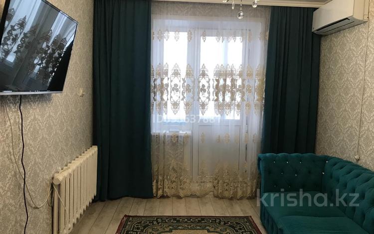 2-бөлмелі пәтер, 48 м², 8/9 қабат, Рыскулова 1б, бағасы: 15 млн 〒 в Семее — фото 2