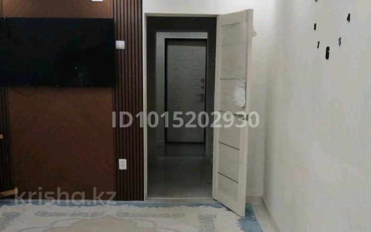 1-комнатная квартира · 52 м² · 1/4 этаж, Шугыла 16/17 за 15 000 ₸ в Жанаозен — фото 3