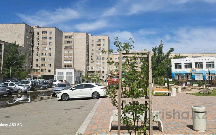 3-бөлмелі пәтер · 64 м² · 7/9 қабат, Кустанайская 79 — Кустанайской и Безымяной, бағасы: 28 млн ₸ в Семее — фото 2