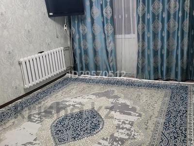 2-комнатная квартира · 44 м² · 2/5 этаж, Айтеке би 27 — Желтоксан за 12 000 〒 в 
