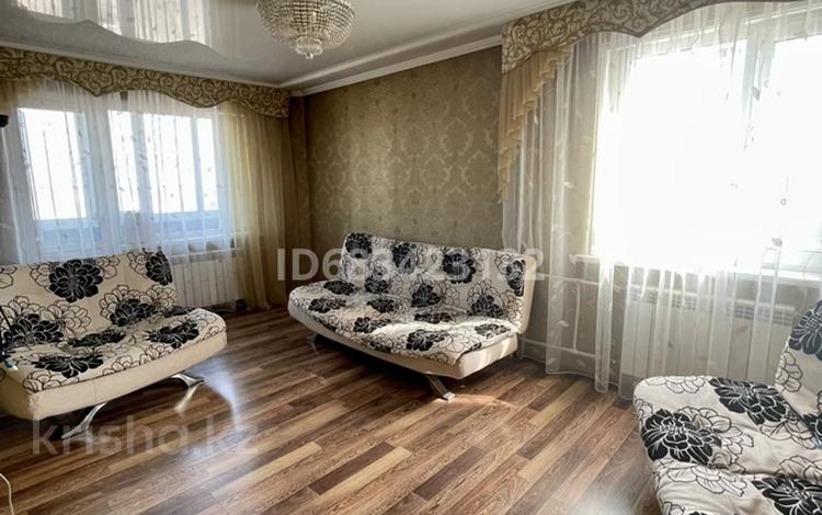 3-комнатная квартира · 68.4 м² · 7/9 этаж, Майкудук, 11а микрорайон 20 за 19 млн ₸ в Караганде, Алихана Бокейханова р-н — фото 7