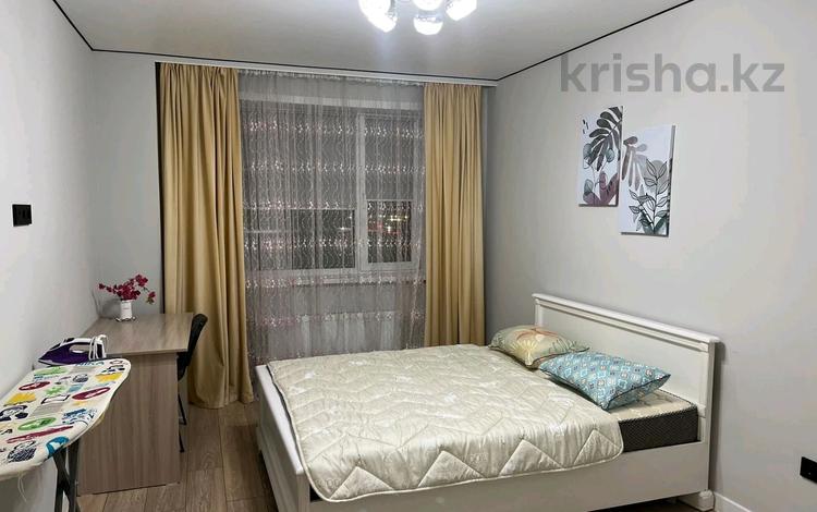 2-комнатная квартира · 60 м² · 5/16 этаж, Тауелсиздик 34/2 — Момышулы за 320 000 ₸ в Астане, Алматы р-н — фото 48