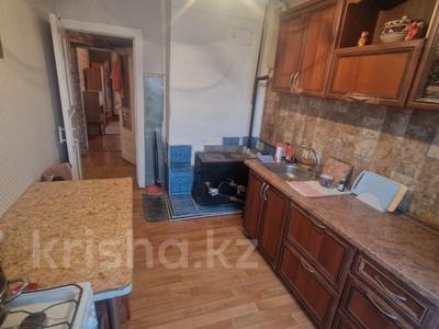 3-комнатная квартира · 60 м² · 2/2 этаж, 15 линия 1в за 12.4 млн ₸ в Семее