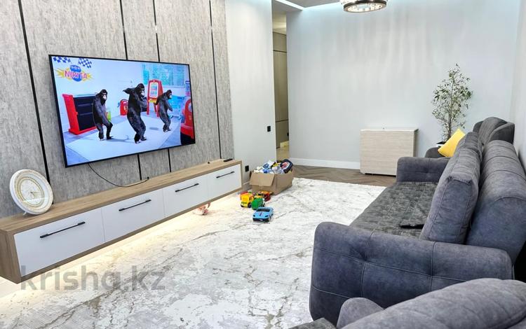 4-комнатная квартира · 140 м² · 4/7 этаж, Улица Жошы хан 17 за 700 000 ₸ в Астане, Есильский р-н — фото 2
