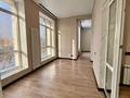 4-комнатная квартира · 135 м² · 4 этаж, мкр Михайловка , Аманжолова 100 за 105 млн ₸ в Караганде, Казыбек би р-н