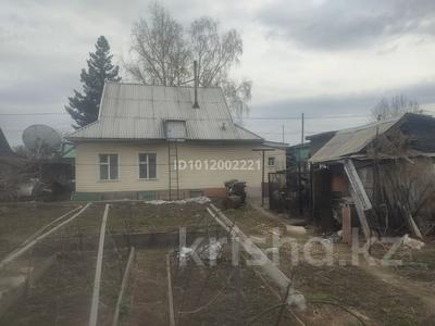 Отдельный дом · 3 комнаты · 52 м² · 6 сот., Семафорная ул. 14 за 11 млн 〒 в Усть-Каменогорске, Ульбинский