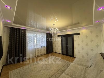 3-бөлмелі пәтер · 72 м² · 5/10 қабат, мкр Юго-Восток, Сатыбалдина 11/2, бағасы: 35 млн ₸ в Караганде, Казыбек би р-н