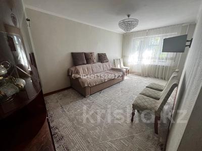 4-бөлмелі пәтер · 80 м² · 4/5 қабат, мкр Салтанат 18, бағасы: 180 000 ₸ в Таразе
