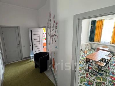 Свободное назначение, офисы, магазины и бутики, салоны красоты, медцентры и аптеки, образование, развлечения · 120 м² за 68 млн 〒 в Актобе, мкр. Алтын орда