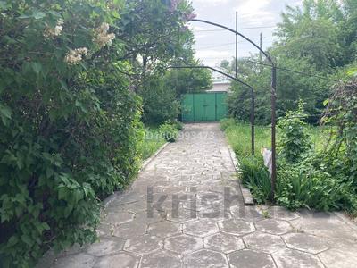 Жеке үй · 5 бөлме · 80 м² · 10 жүзд., 3 пер Ж.Сыздыкова 14 — 17 школа, бағасы: ~ 16 млн ₸ в Таразе