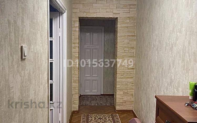 3-комнатная квартира · 65 м² · 6/9 этаж, мкр Кунаева 2 за 22 млн ₸ в Уральске — фото 2