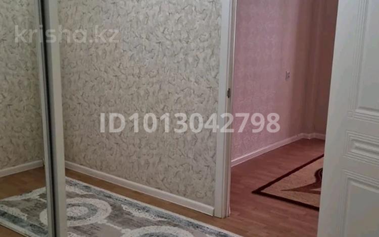 3-комнатная квартира · 76 м² · 1/5 этаж, Шүкірова за 200 000 ₸ в  — фото 2