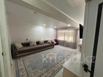 1-бөлмелі пәтер · 30 м² · 3/5 қабат, Караменде би 76 — 17 квартал, бағасы: 130 000 〒 в Балхаше