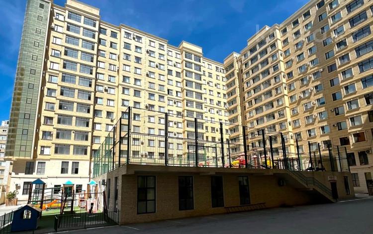 3-комнатная квартира · 149 м² · 3/13 этаж, 16-й мкр 85 за 45 млн ₸ в Актау — фото 2