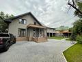 Отдельный дом · 4 комнаты · 400 м², Кабанбай батыра — Максима Зверева за 365 млн ₸ в Алматы, Медеуский р-н