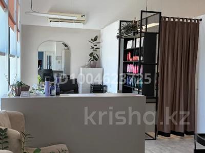 Салон красоты · 45 м² за 15 млн 〒 в Актау, 9-й мкр