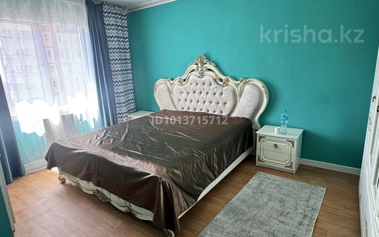 3-комнатная квартира · 87 м² · 5/16 этаж, мкр Аккент, 47 за 400 000 ₸ в Алматы, Алатауский р-н — фото 2