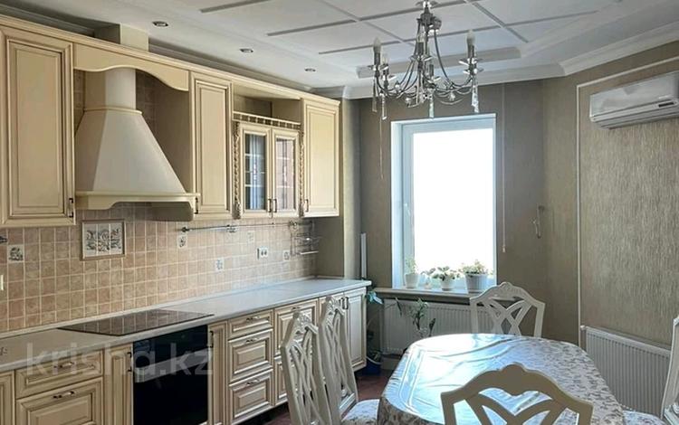 3-бөлмелі пәтер · 140 м² · 4 қабат, Ходжанова 76, бағасы: 680 000 ₸ в Алматы, Бостандыкский р-н — фото 27