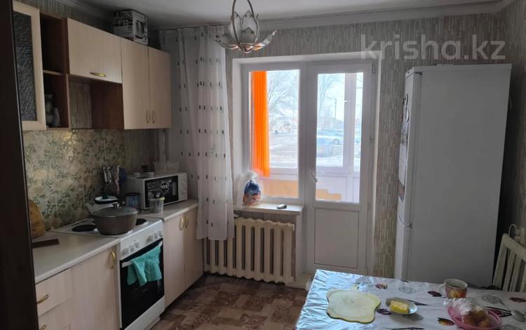 4-бөлмелі пәтер · 77.3 м² · 1/5 қабат, Ауэзова 165, бағасы: 17.6 млн ₸ в Экибастузе — фото 14