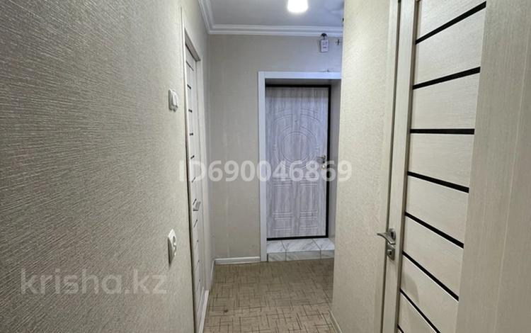 2-комнатная квартира, 48 м², 4/5 этаж помесячно, Козбагарова 24 за 200 000 〒 в Семее — фото 2